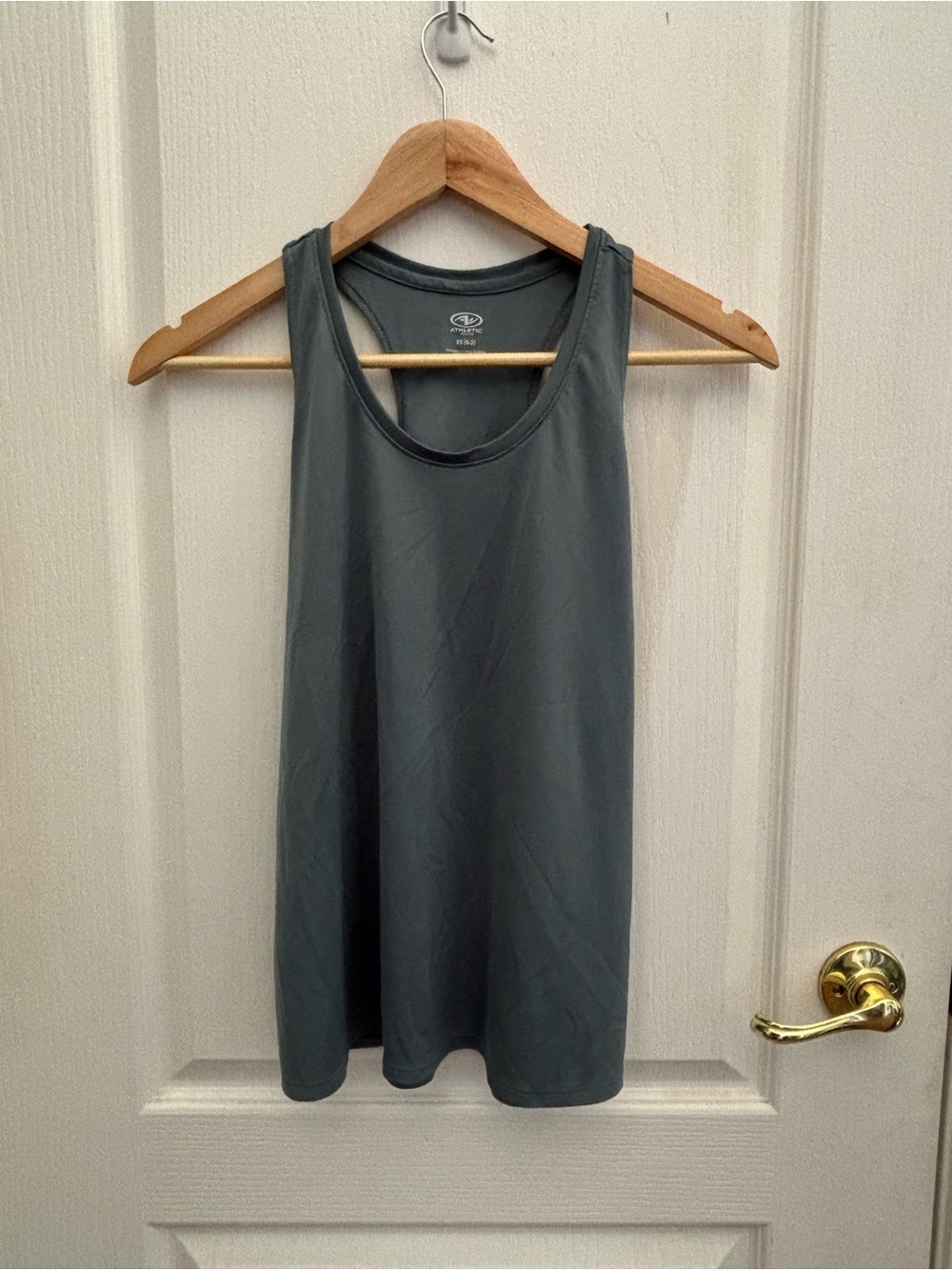 Athletic Scoop Neck Tank Top - Charcoal